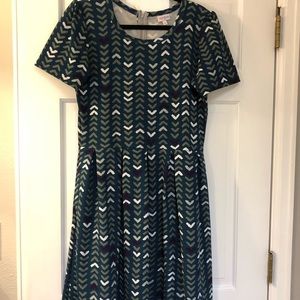 LuLaRoe Amelia